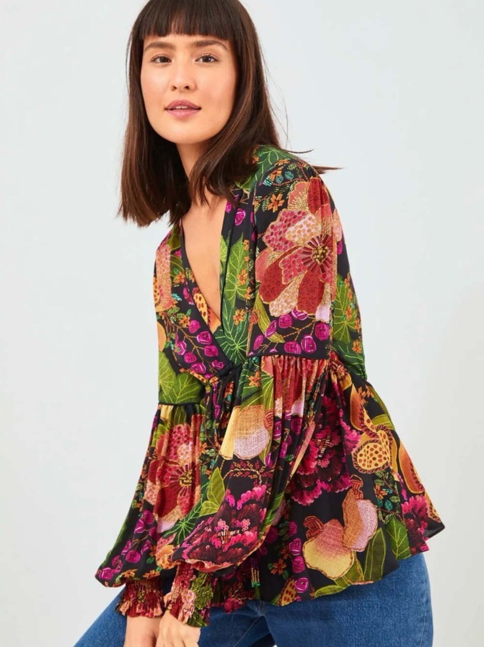 FARM RIO Black Fruit Floral Blouse Medium